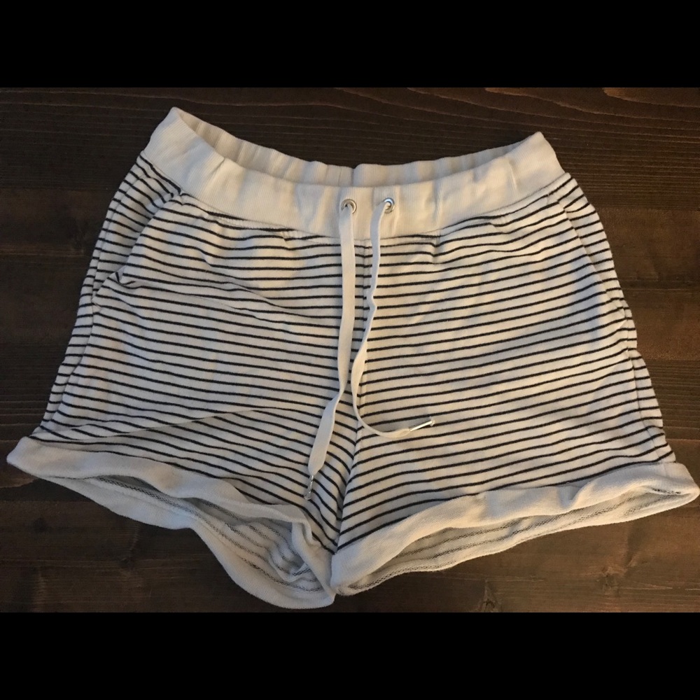 H&M sweatshorts size medium